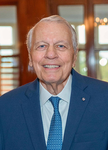 Dr. Thomas Lelon