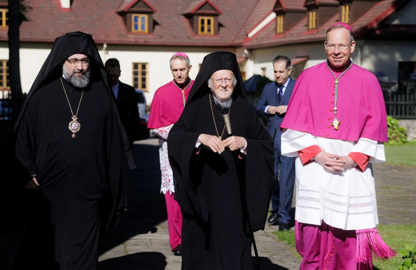 Breaking Down the Walls: Why the Christian Church Stayed Divided, and How to Heal It